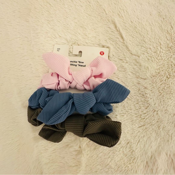 Lululemon Uplifting Bow Scrunchies NWT 3 pk, pink blue brown main image 6